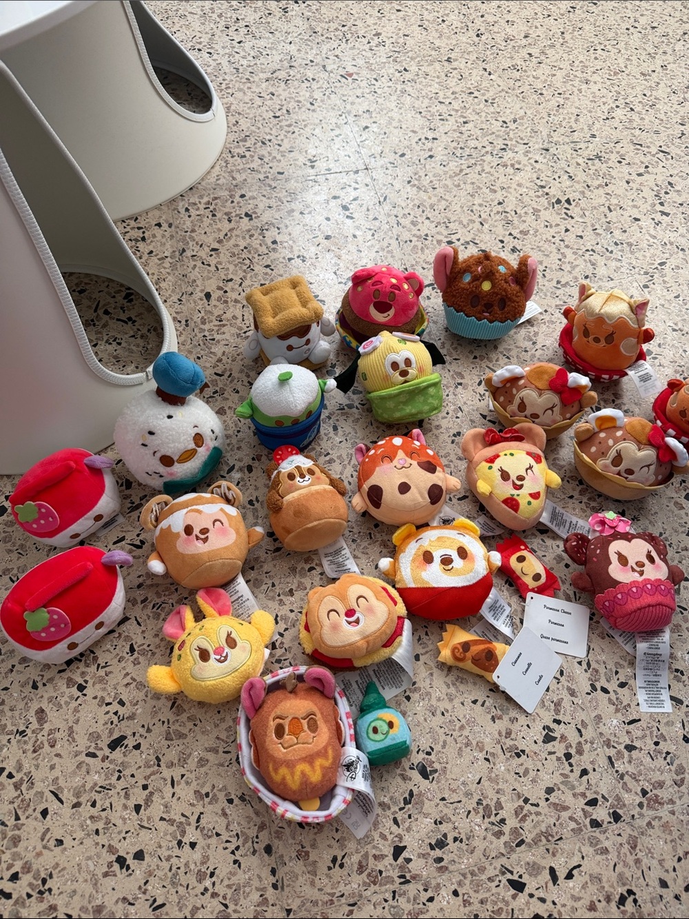 Disney Munchlings Lot - Bundle of 21 pieces.
